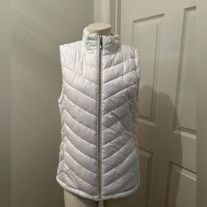 Rokka Rolla women’s white puffer vest small zip up lined with Sherpa